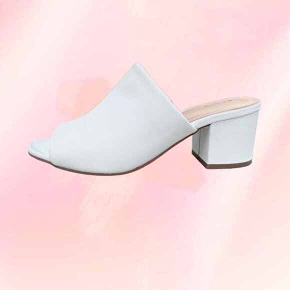 White Aldo chunky heel mule slides - Picture 2 of 6